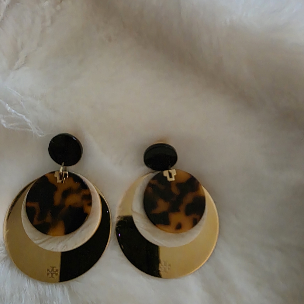 Tory Burch Gold and Black Tortoiseshell Earrings